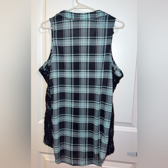 Excellent used condition Vanity top - Size Large - Picture 5 of 5